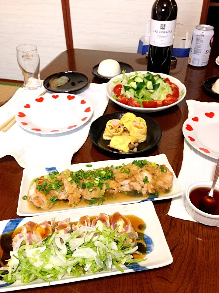 Snapdishの料理写真:マグロのチーズ挟み焼、鳥肉のおろしポン酢がけにスペインの赤ワイン^_^|everywineさん