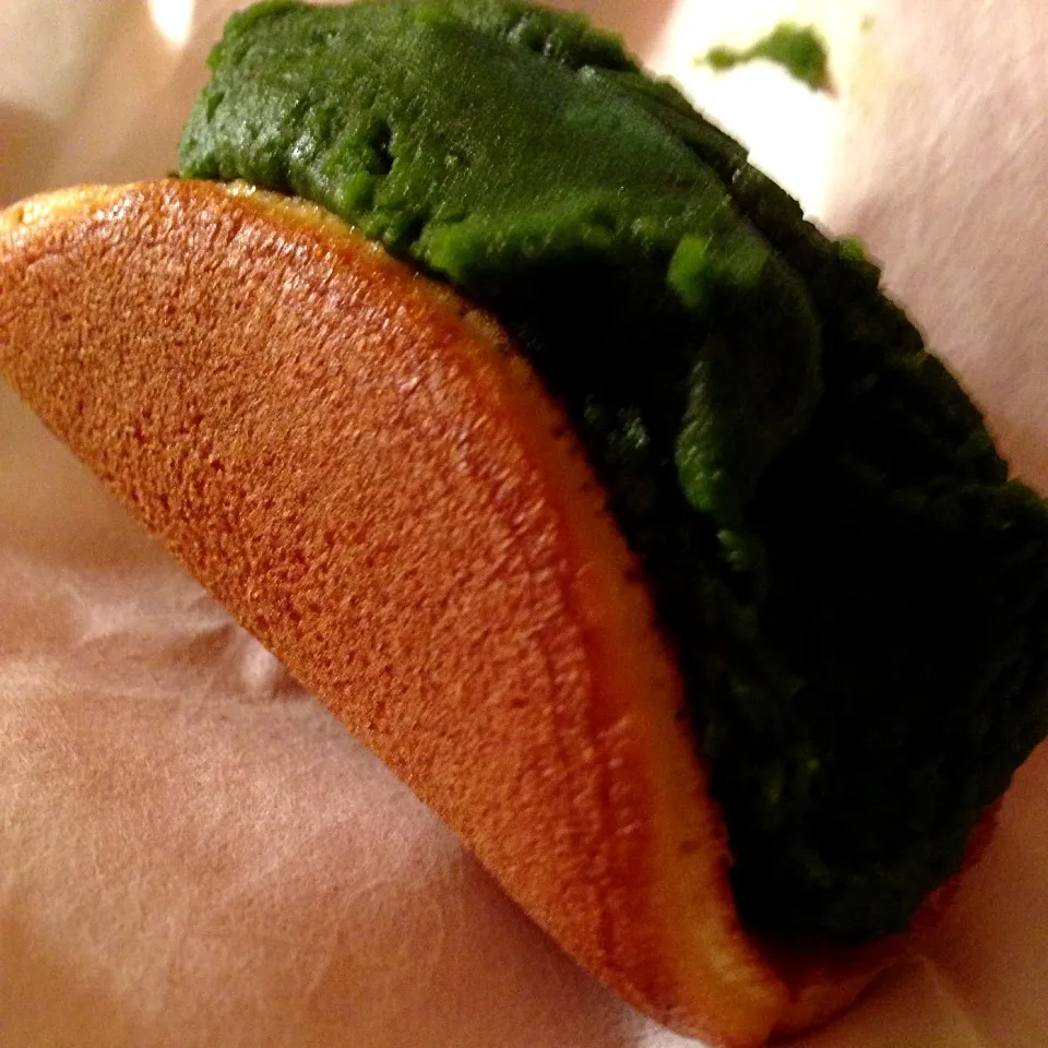 Snapdishの料理写真:Pancake with Green Tea Stuffing|willklhさん