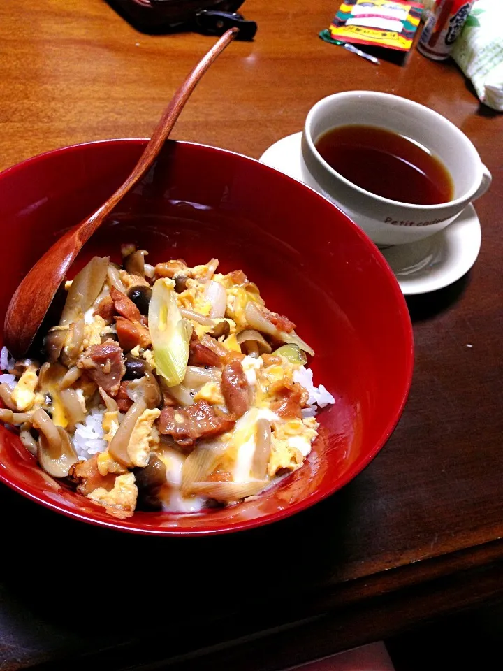 Snapdishの料理写真:簡単親子丼|Lo’ccaさん