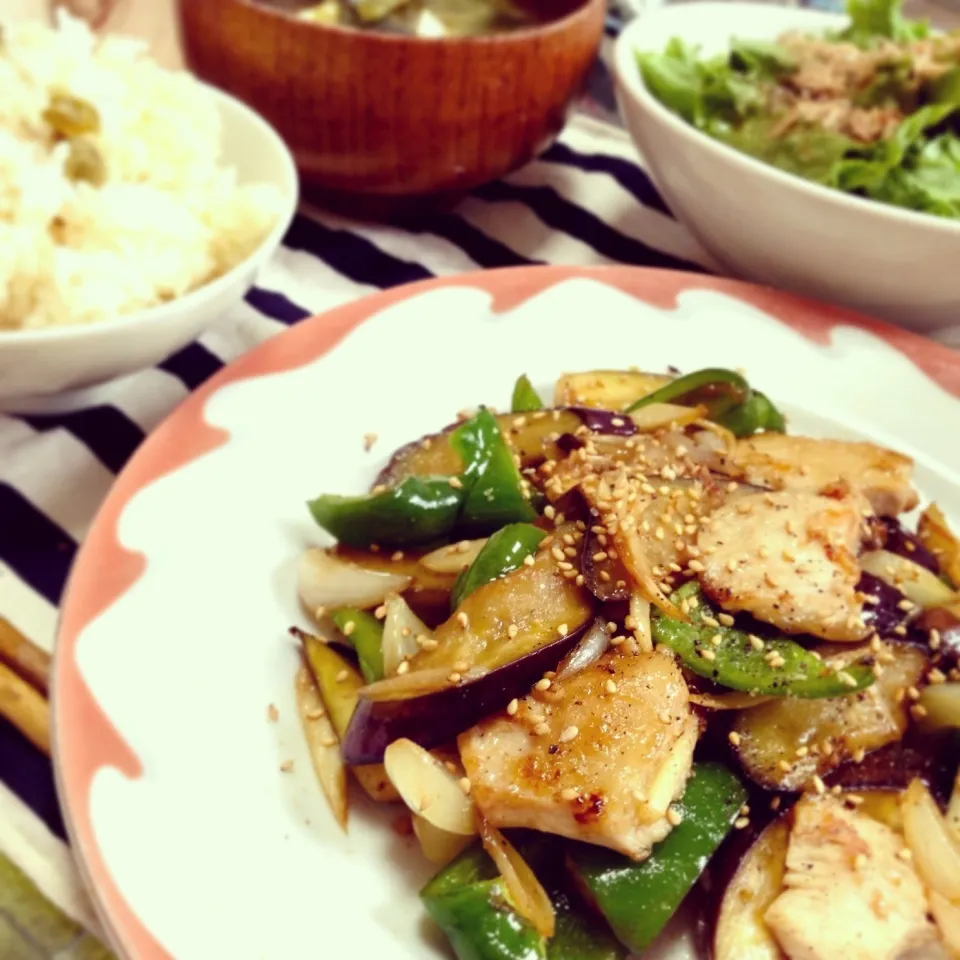 今日のトモコンダテは鶏と茄子と新生姜の中華炒め🐓🍆💚|🇯🇵ともこちゃん。さん