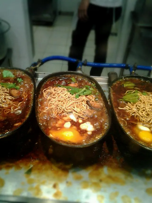 Hot plate yee mee|Mohd Saifulさん