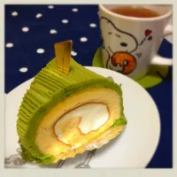 Snapdishの料理写真:茶畑ロールケーキ|chieさん