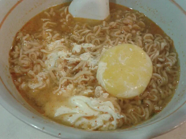 thailand maggi with boiled egg|Derbie Wongさん