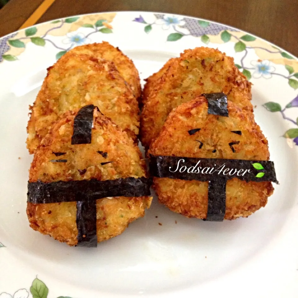 Smoked Salmon Cakes|sodsai sumさん