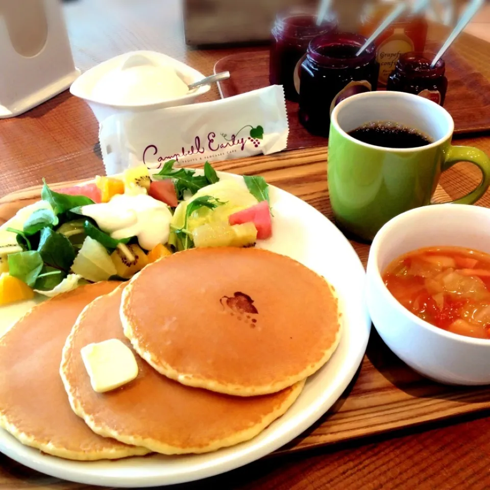 Snapdishの料理写真:パンケーキランチ@Campbel Early|まりなさん