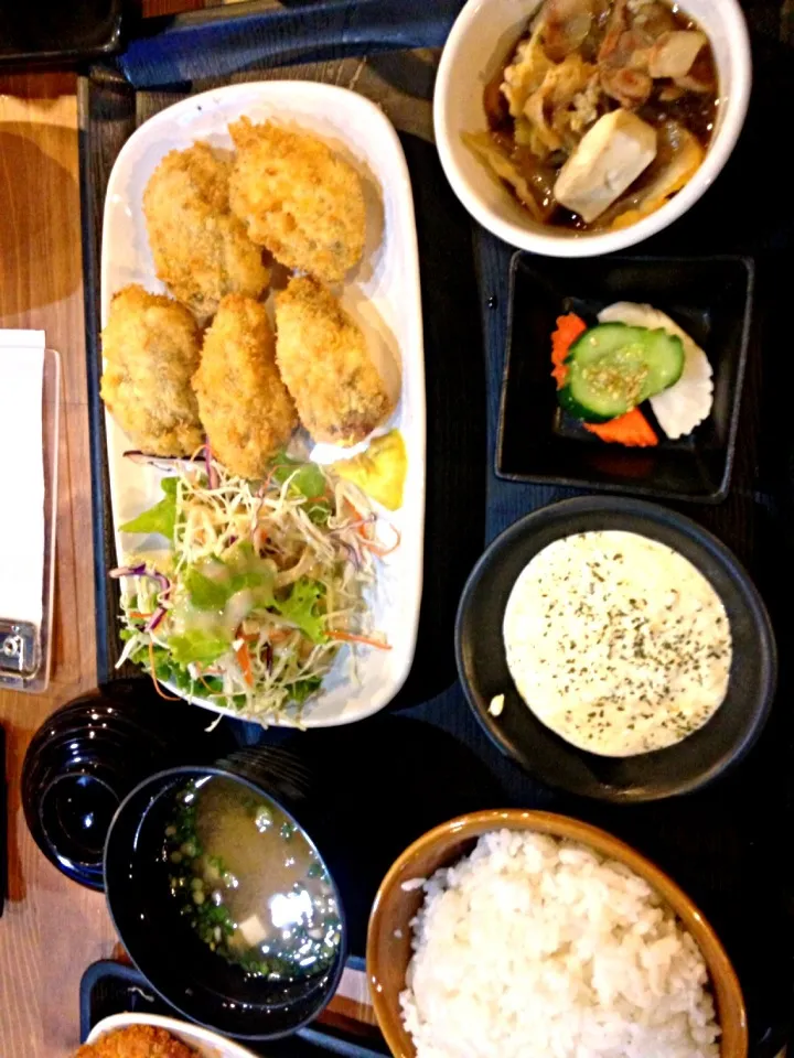 カキフライ定食|浦野さん