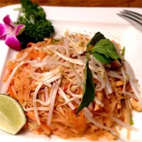 Pad-Thai  from Wild Ginger in Brooklyn|stephanieさん