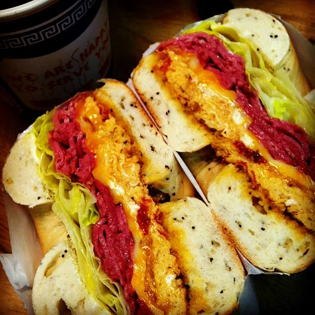 Spicy Spanish Omelet with Melted Cheese, Pastrami on Bagel.|tayukoさん