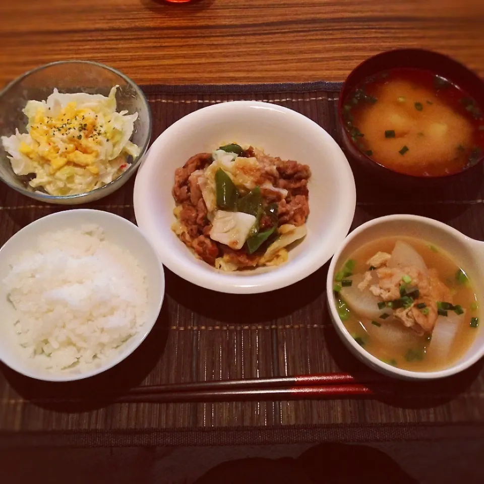 回鍋肉、大根と油揚げの煮物、シーザーサラダ|はるさん