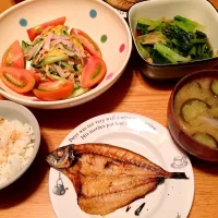 Snapdishの料理写真:アジの開き定食。ちょー頑張った。|nimocoさん