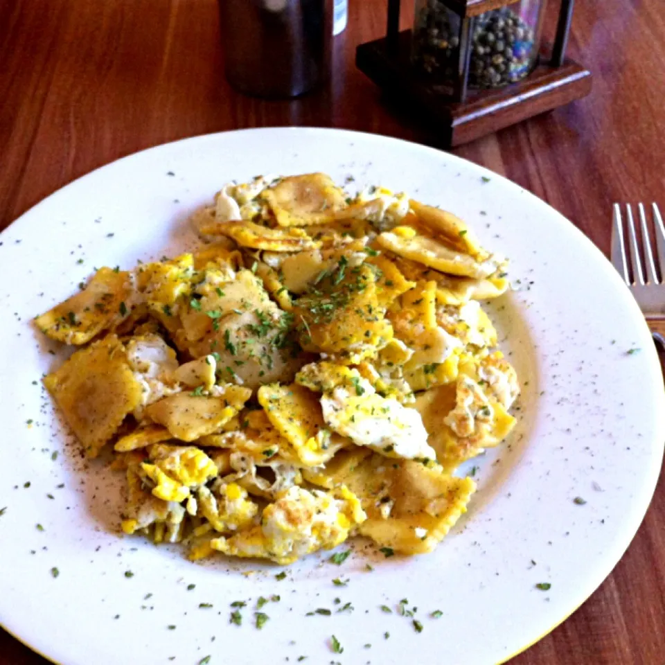 Pasta, Egg, Herbs|wiwi mrgさん