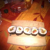 Snapdishの料理写真:vegetarian sushi maki roll|hari shankerさん