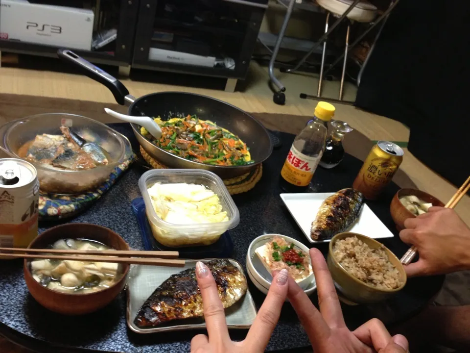 さば三昧と舞茸たっぷり卵とじ舞茸飯と舞茸味噌汁|きよながさん