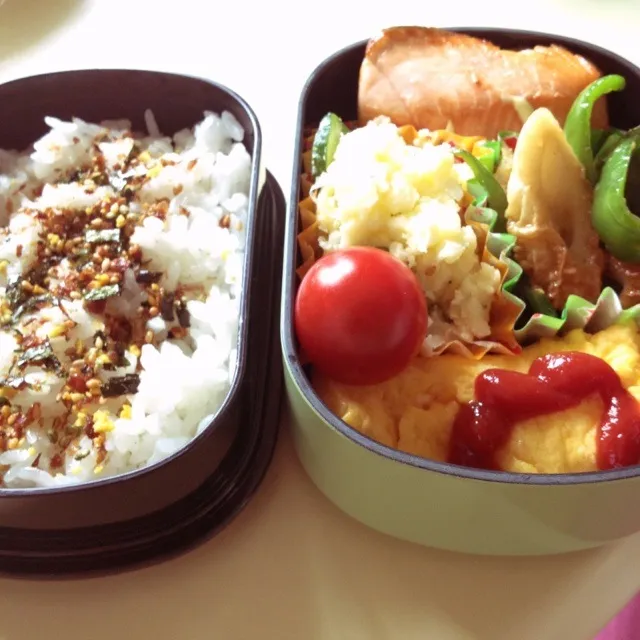 今日のお弁当🌟焼きジャケ|タクローさん