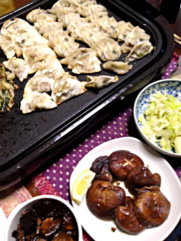 餃子 焼き椎茸 椎茸の佃煮 蒸しキャベツ|掛谷節子さん