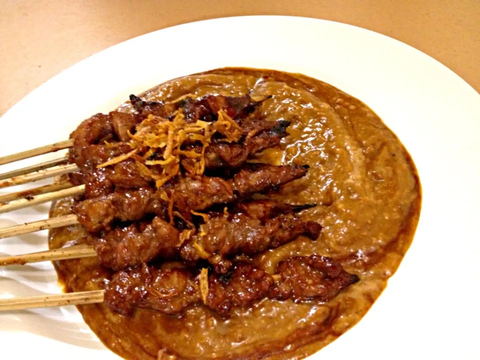 Sate Sapi Pak O'o|Iwan Setiawanさん