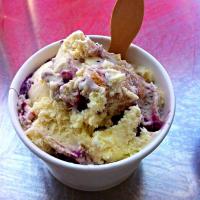 Blueberry Crumble Pie Ice Cream