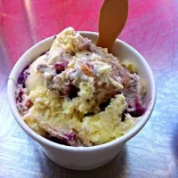 Blueberry Crumble Pie Ice Cream|Romeoさん