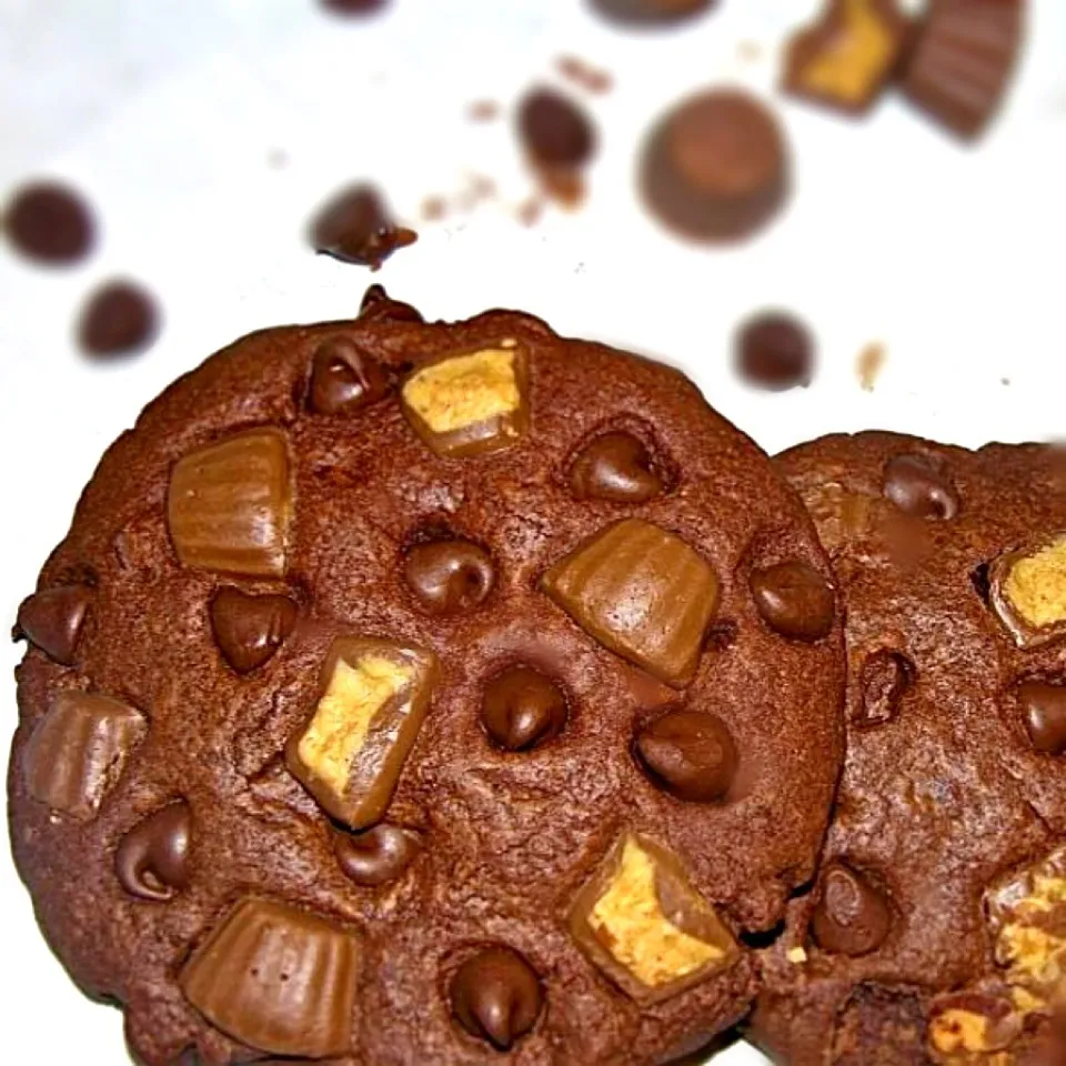 Tripe Chocolate Reese's Cookies|lindsay robesonさん