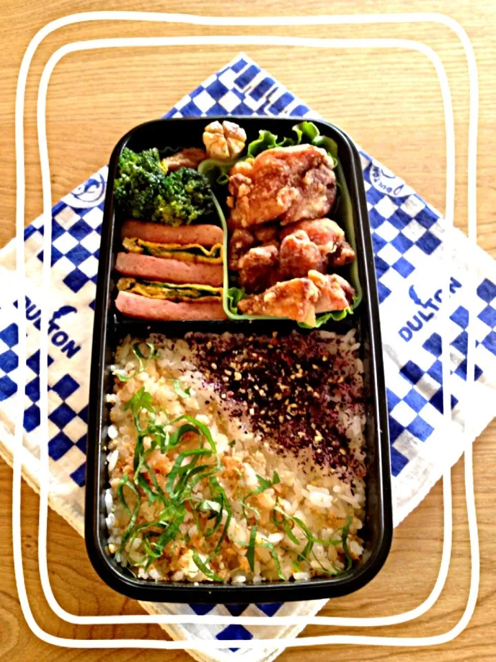 Snapdishの料理写真:定番⭐唐揚げ弁当♪|hiromiさん