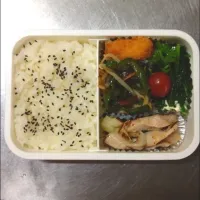 Snapdishの料理写真:6/6 木 弟くんの為のお弁当|ametoyukiさん