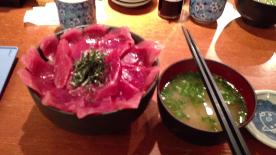 Snapdishの料理写真:鮪中トロ丼|susumuさん