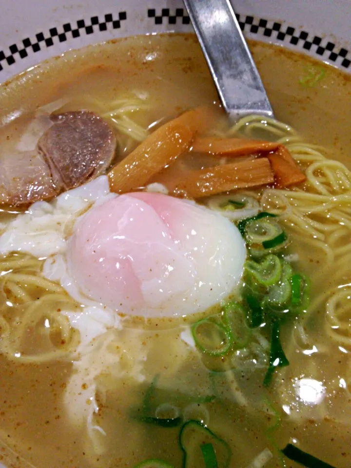 寿がきや  玉子ラーメン|舞さん