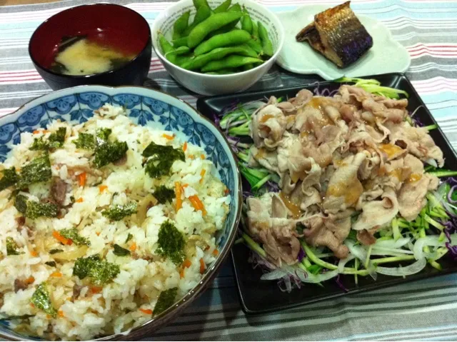 豚冷しゃぶサラダ・五目酢飯混ぜご飯・糠ニシン・枝豆・水菜わかめ味噌汁|まーままさん