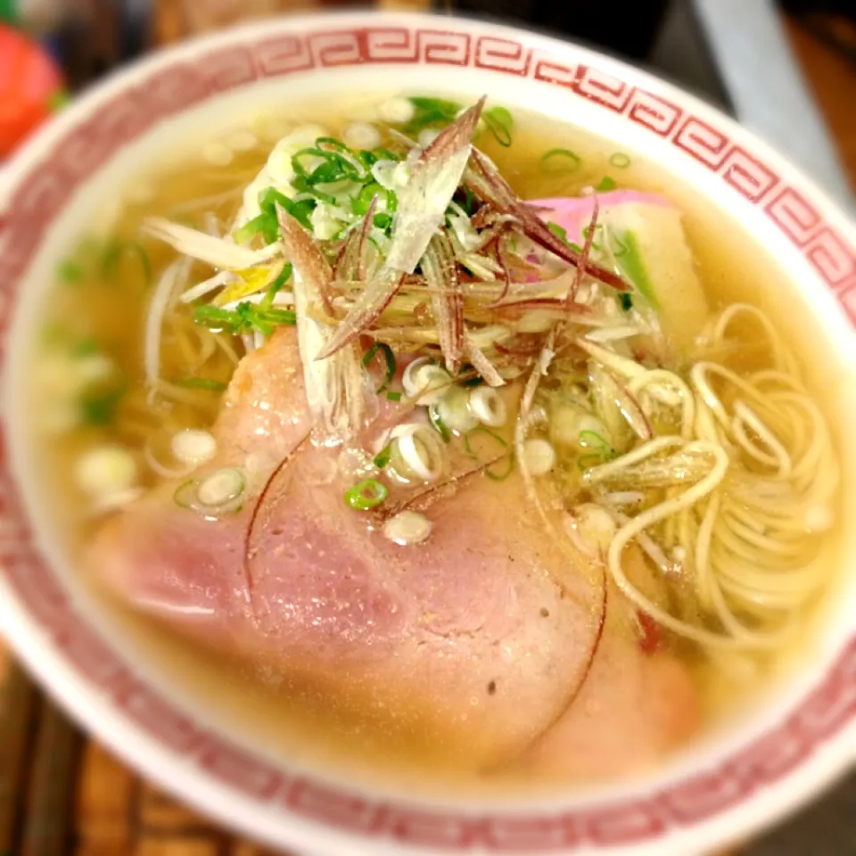 Snapdishの料理写真:今日はみょうがラーメン🍜|にょんにいさん