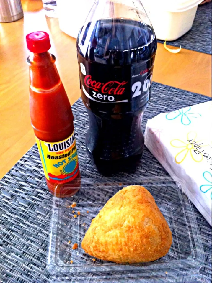 Snapdishの料理写真:Coxinha !!!!|lucia inoueさん