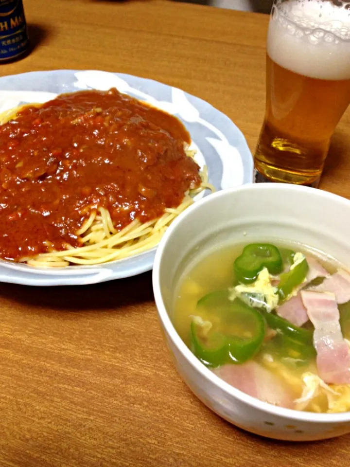 ミートソースパスタ ＆  ピーマンベーコンのコンソメす～ぷ|パコダテ人さん