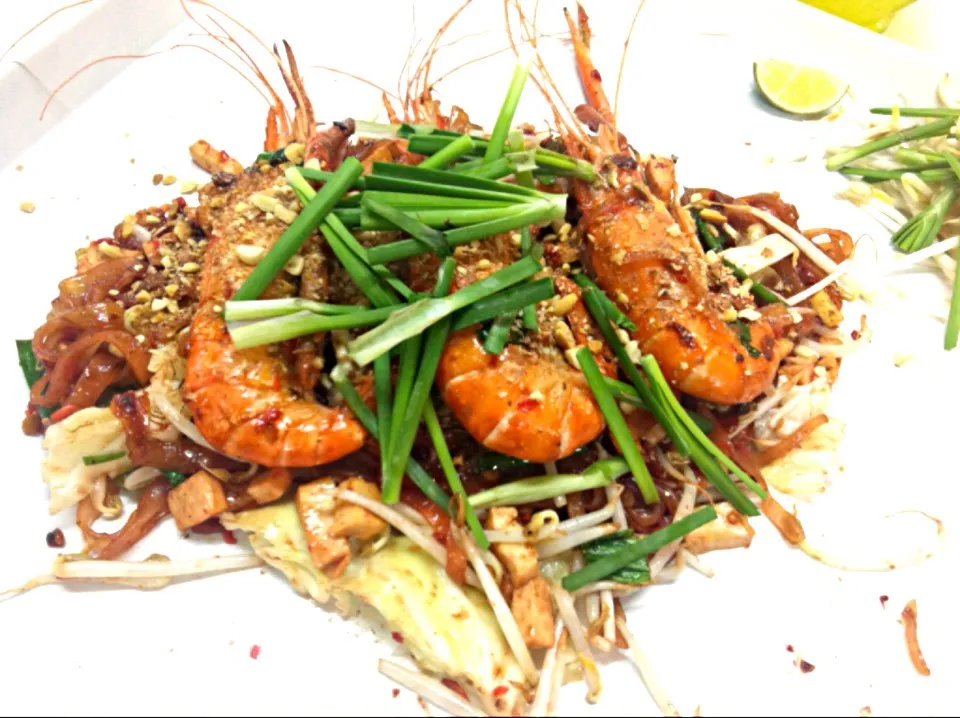 Phat Thai Big Prawn (300 ฿)|gamgonさん