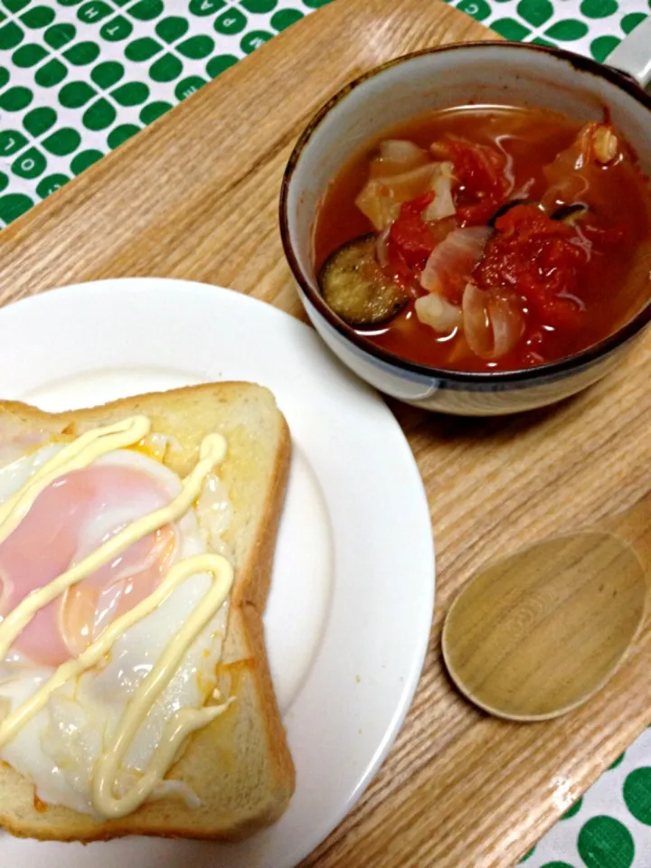 目玉焼きトースト&トマトスープ☆|くうさん