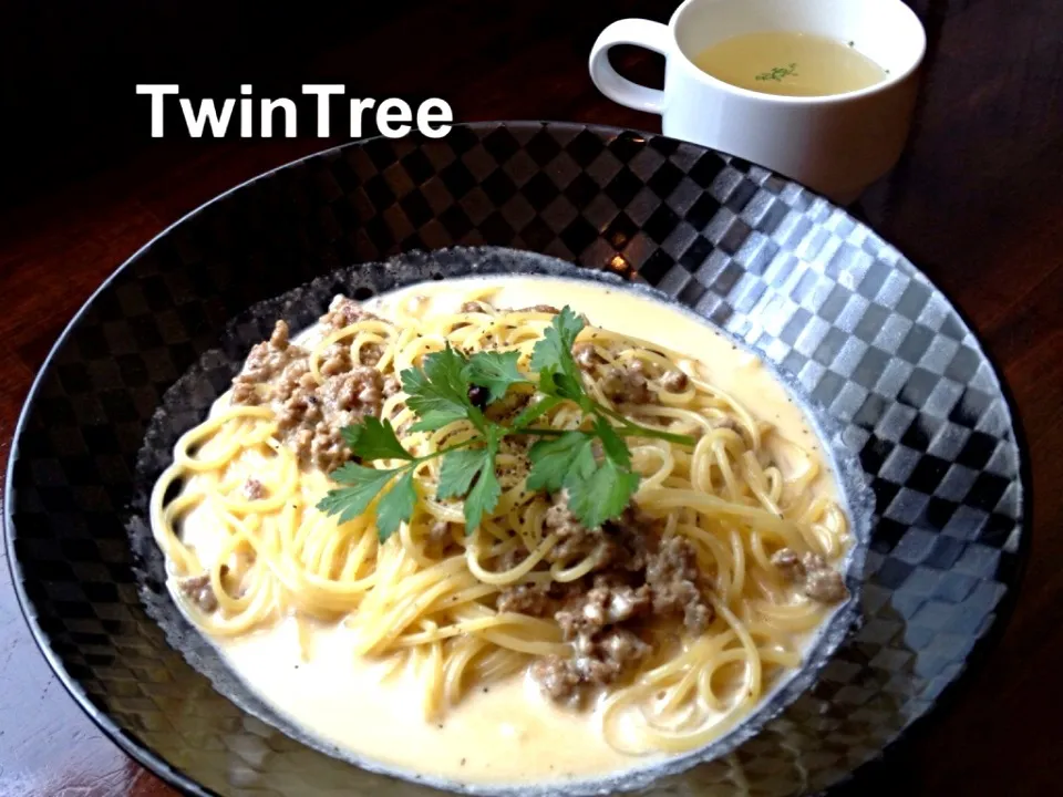 今日は試しにホワイトミートソース😋|TwinTreeさん