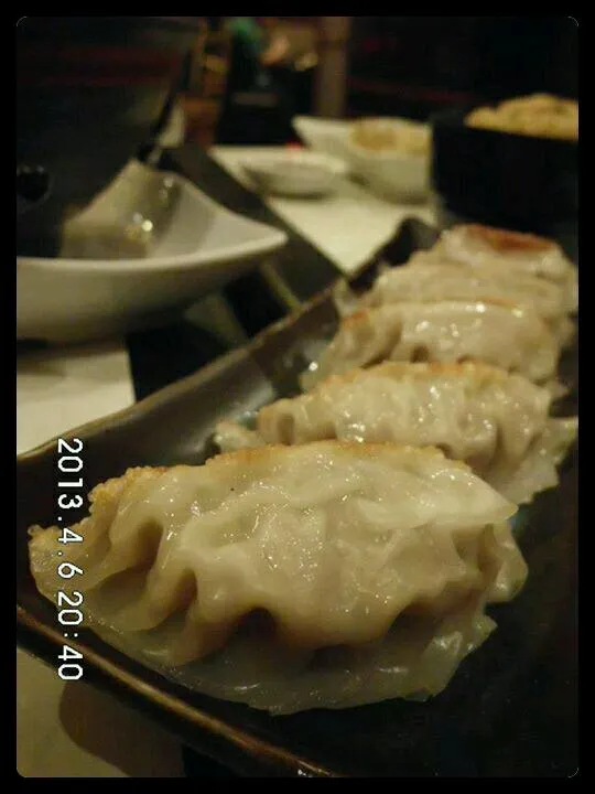 Snapdishの料理写真:gyoza|doresalyn calunsagさん