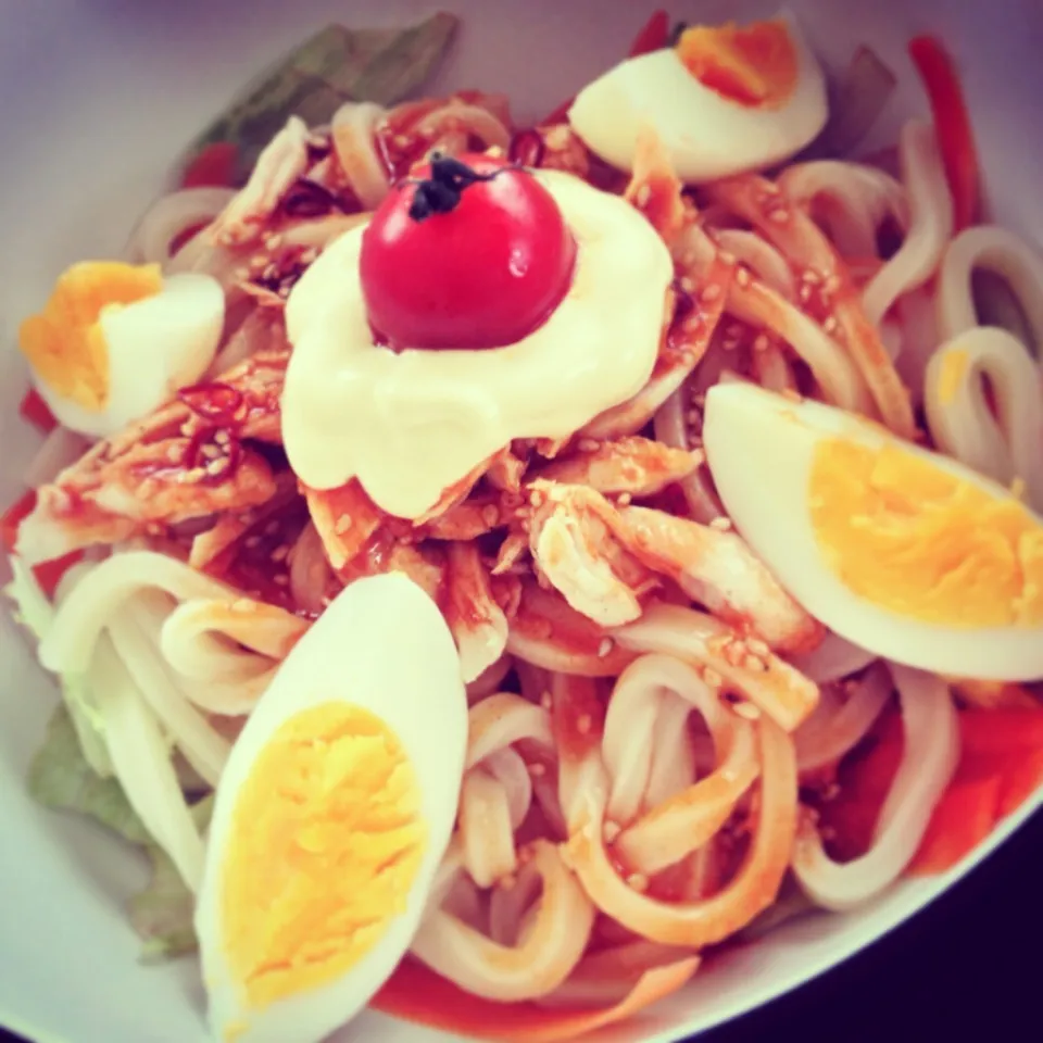 お昼ご飯。甘辛サラダうどん|シーチキンさん