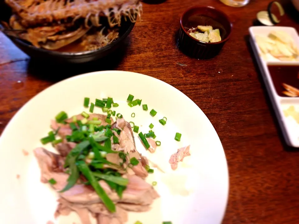 Snapdishの料理写真:そら豆パルメザンチーズ、あさりと野菜のお吸い物、カツオたたき|tesasakiさん