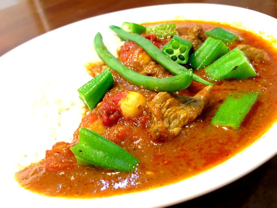 夜中のラムショルダーカリー🍛|おかっぴーさん