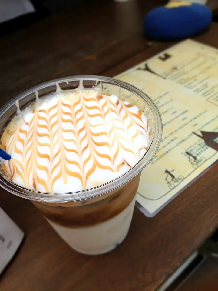 Iced caramel latte|PhUnGさん