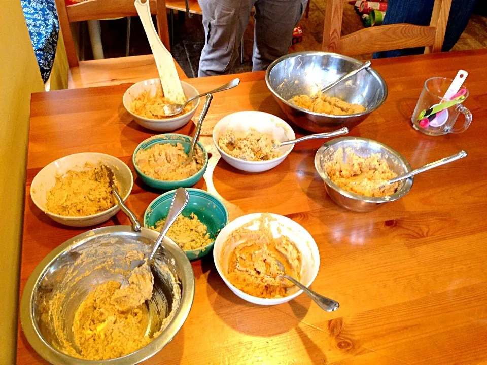 Nine kinds of hummus at my workshop|Kirsten Adachiさん