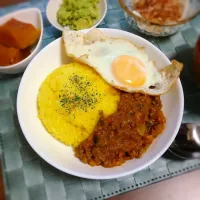 Snapdishの料理写真:ドライカレー|beさん