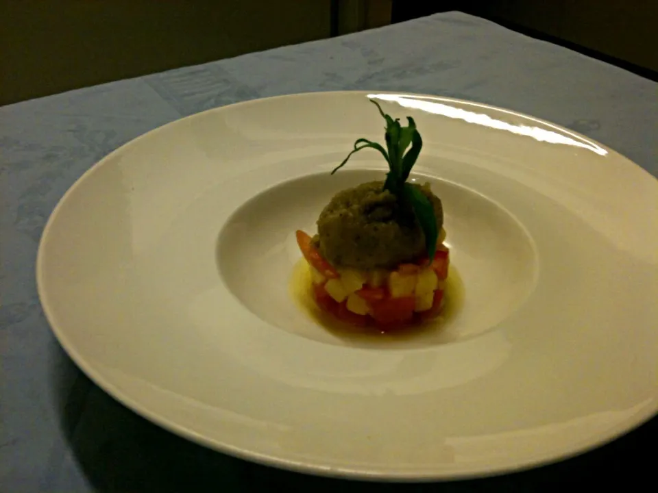 Eggplant mousse with potato and tomato concasse|oncechefさん