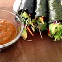 Raw rainbow veggie wrap|geebinさん