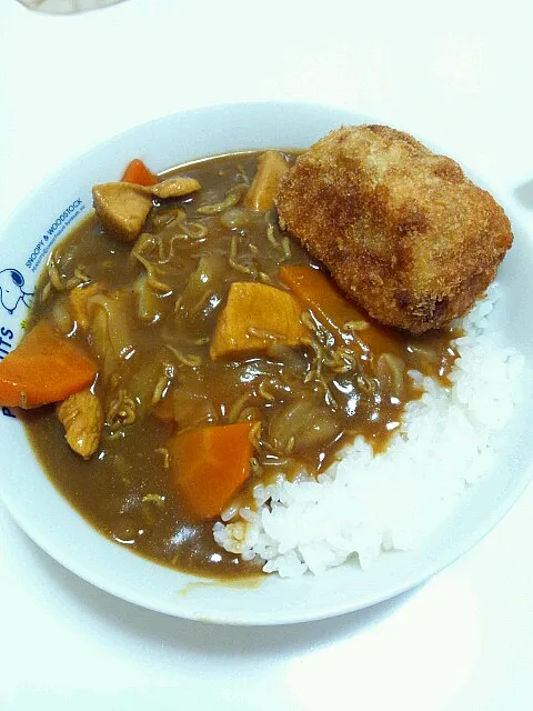 カレーwithコロッケ|こしじさん