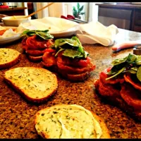 Snapdishの料理写真:Fried Green Tomato BLT with sweet Basil Mayo|Sarah Althoffさん