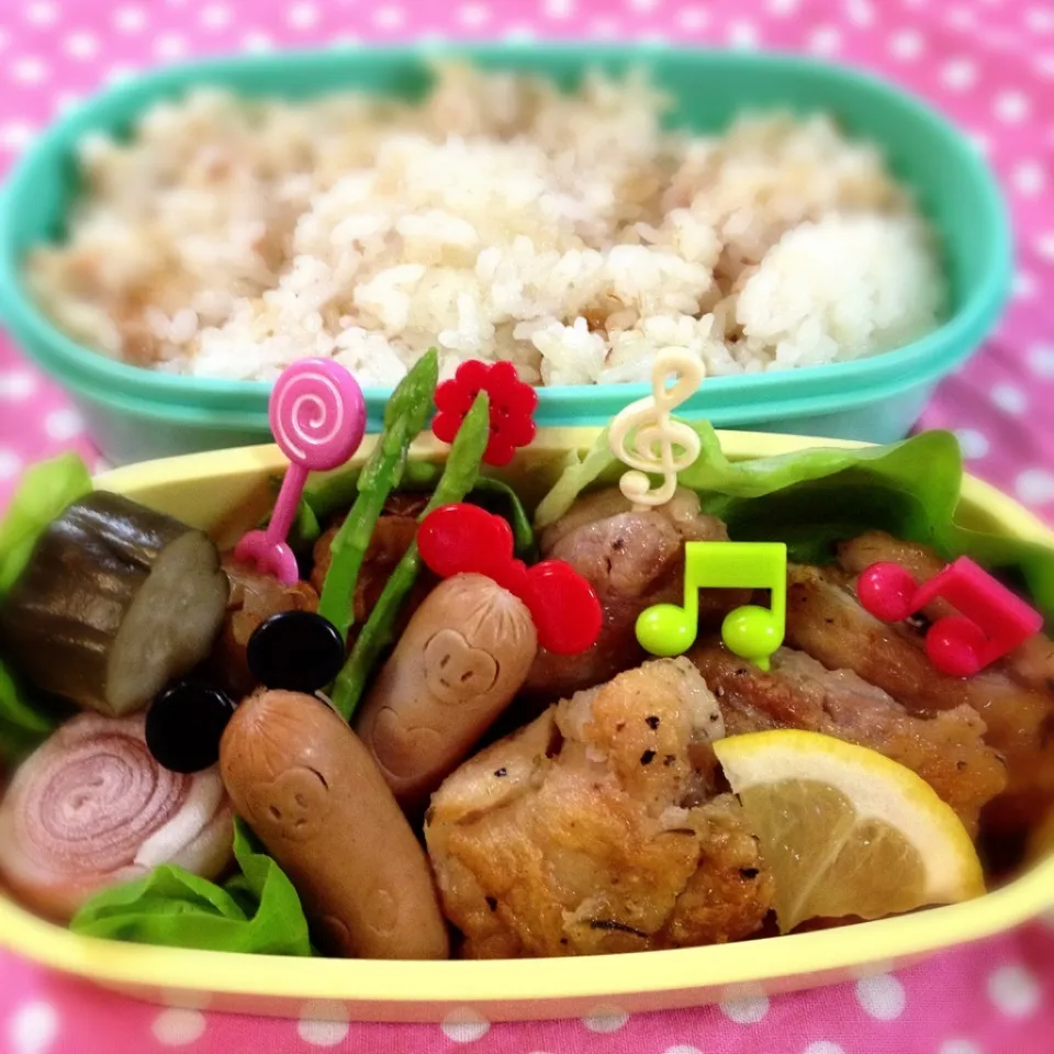 女の子弁当🌸                               【レシピ】鶏モモ肉ソテー    塩たれ|志野さん