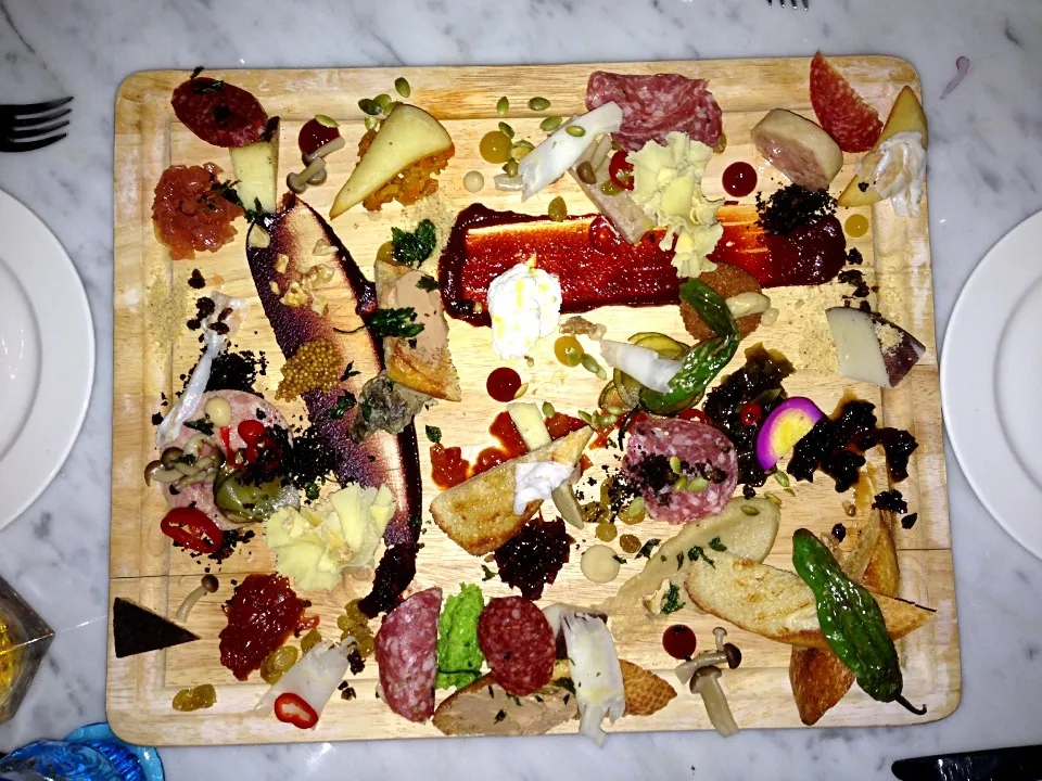 Snapdishの料理写真:Charcuterie Tray|marty wachterさん