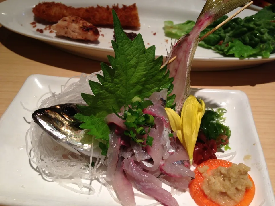 Snapdishの料理写真:Mackerel sushi|marty wachterさん