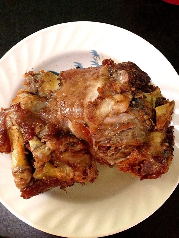 crispy pata (pork leg)|josielyn bolisayさん