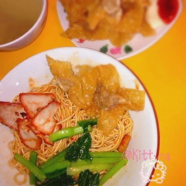 🍝云吞面⊂(・∀・)
📍笨珍云呑面-Pontian Wanton Noodles 54,Jalan Sutera Tanjung 8/4 ,Taman Sutera Utama,81300 Skulai.|🎀Kittyna🌸さん